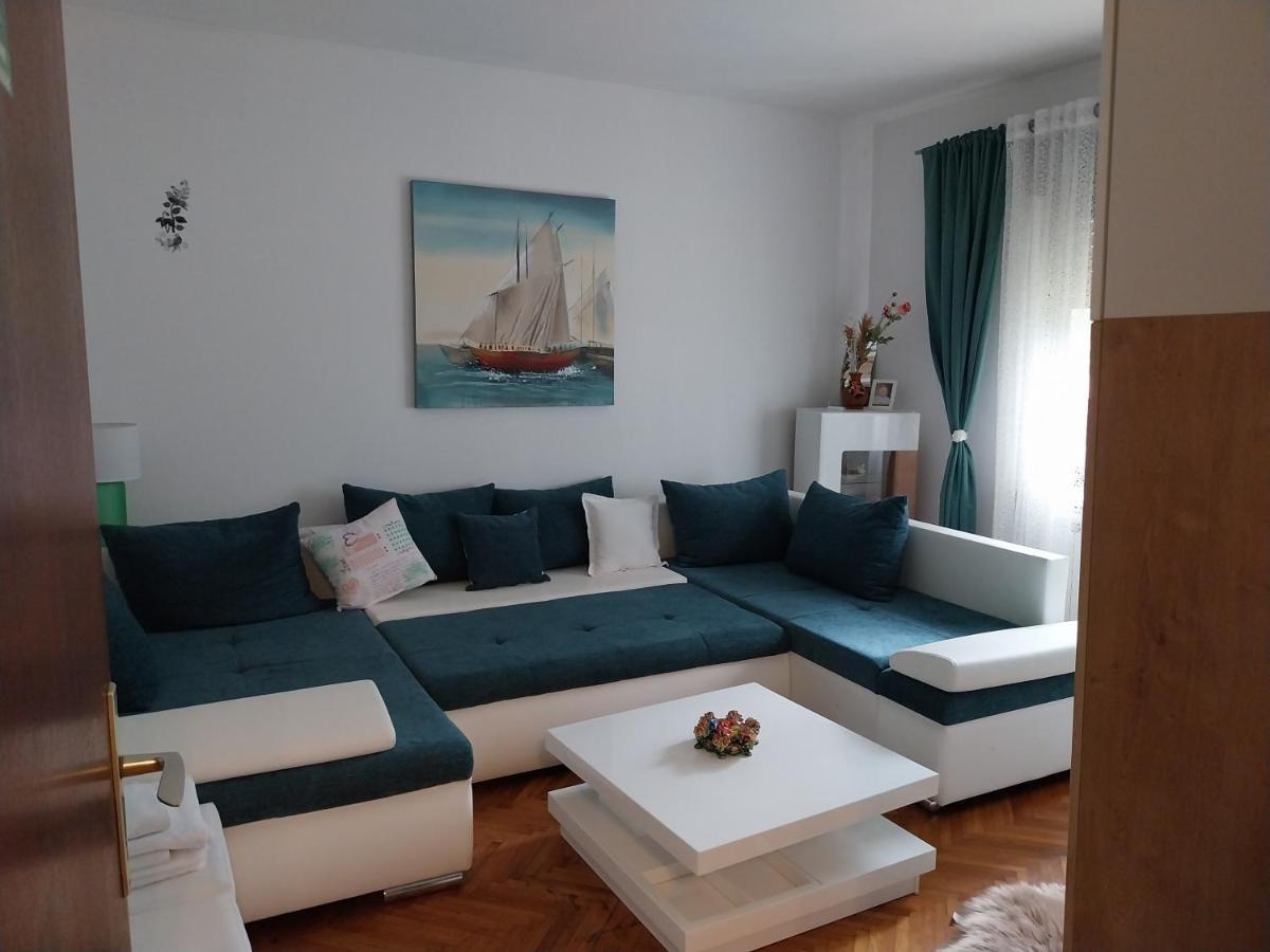 Marina Gloria Apartment Zadvorsko Ngoại thất bức ảnh