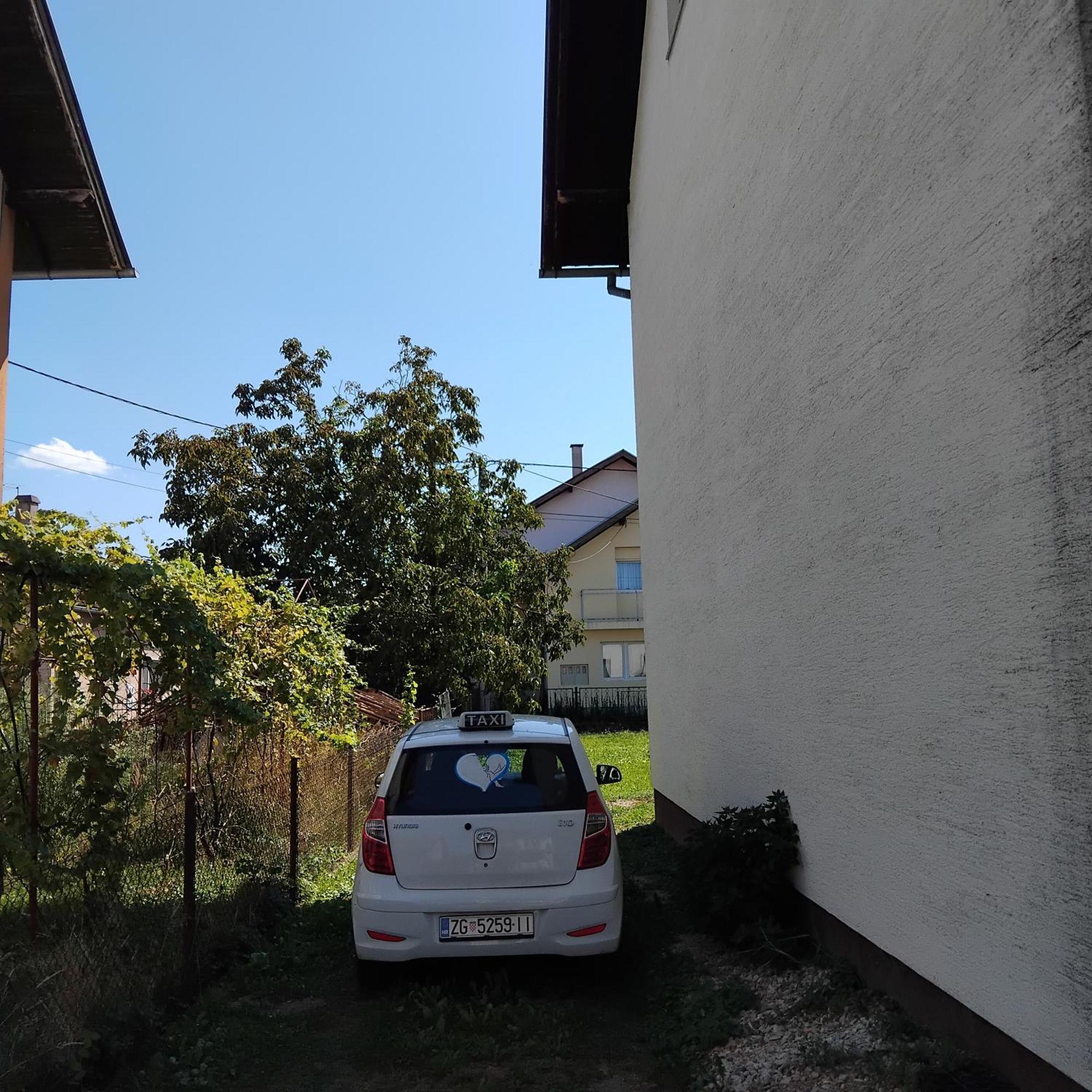 Marina Gloria Apartment Zadvorsko Ngoại thất bức ảnh