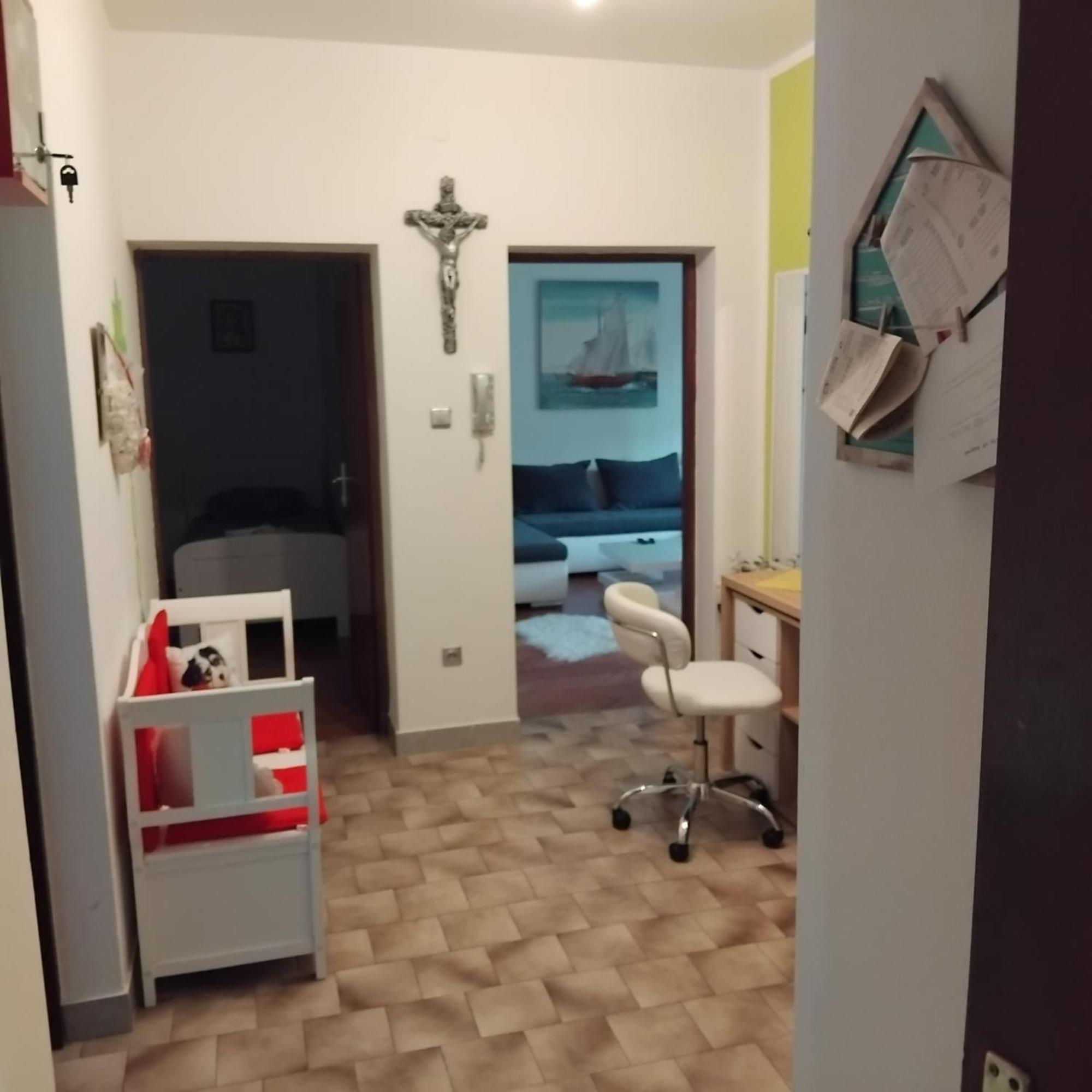 Marina Gloria Apartment Zadvorsko Ngoại thất bức ảnh